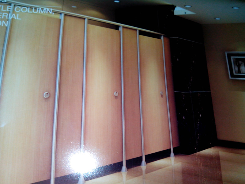 18系列卫生间隔断配件